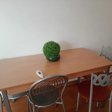 Vacanze Mare Apartment *